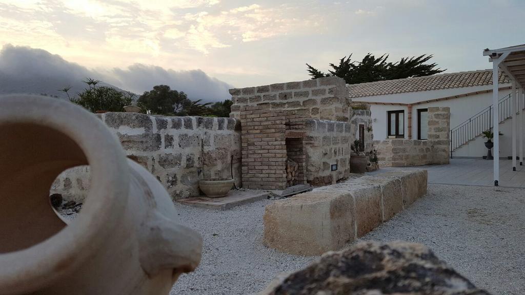 Casa Vacanze Senia Del Rais Favignana Exterior foto